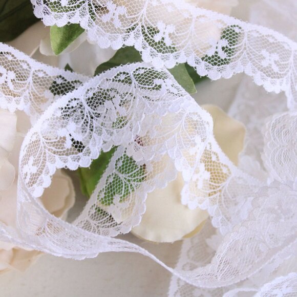 Vintage White Lace Trim, 3 Yards, 1.25" wide, Nylon, Sewing Supply - Picture 3 of 10
